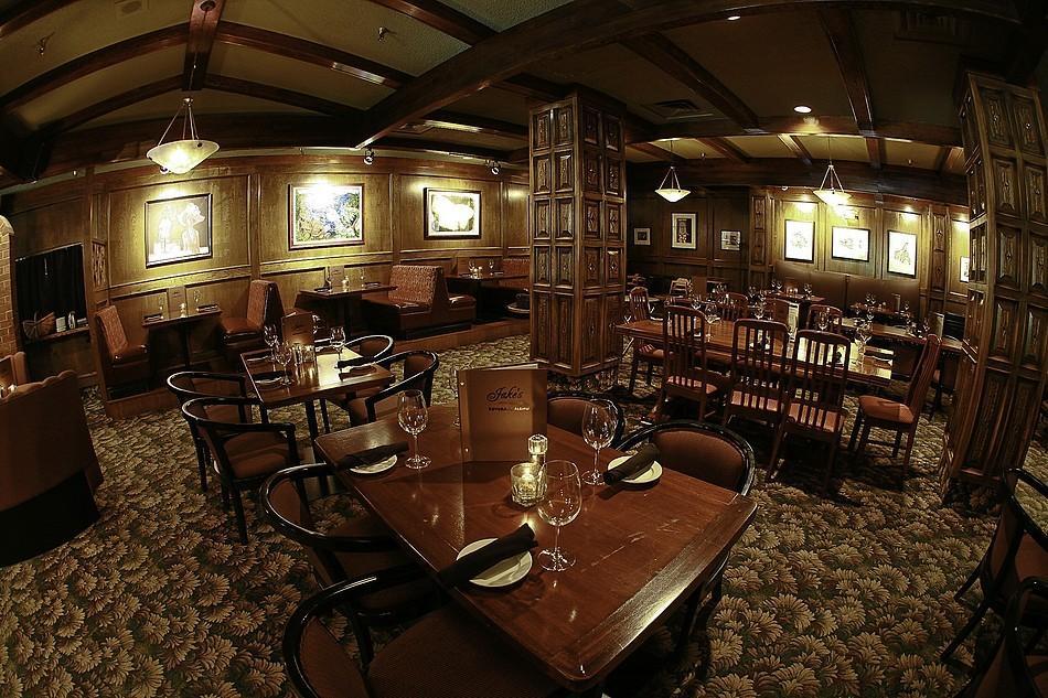 Compass Point Inn - Surrey Restoran gambar